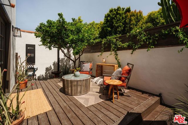 1622 Glyndon Avenue, Venice, CA 90291