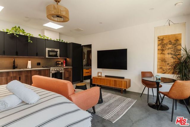 1622 Glyndon Avenue, Venice, CA 90291