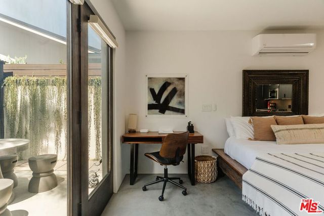 1622 Glyndon Avenue, Venice, CA 90291