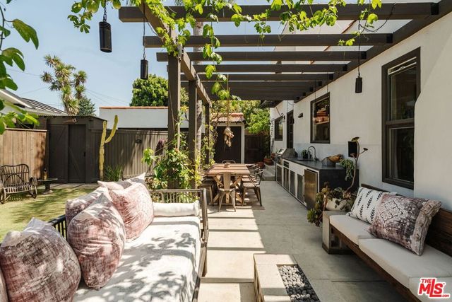 1622 Glyndon Avenue, Venice, CA 90291