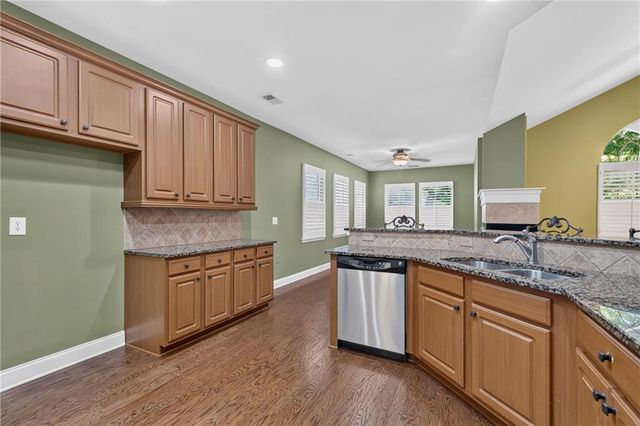 2708 Grapevine Circle 2004, Cumming, GA 30041