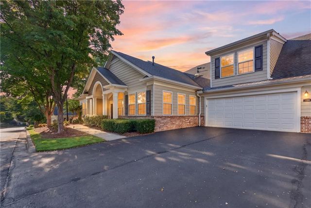 2708 Grapevine Circle 2004, Cumming, GA 30041