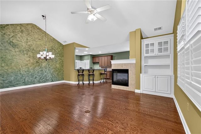 2708 Grapevine Circle 2004, Cumming, GA 30041