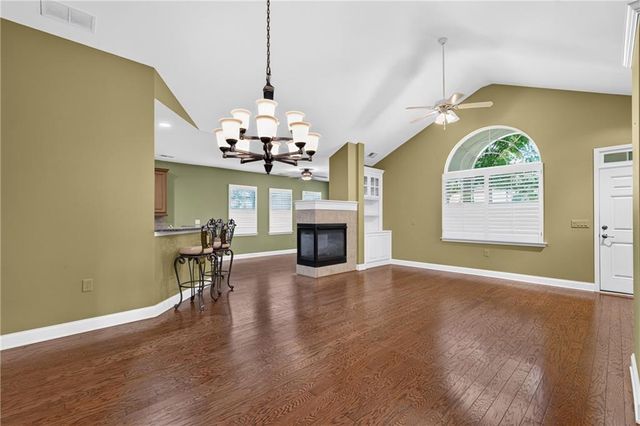2708 Grapevine Circle 2004, Cumming, GA 30041