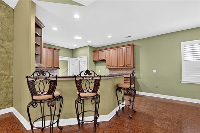 2708 Grapevine Circle 2004, Cumming, GA 30041