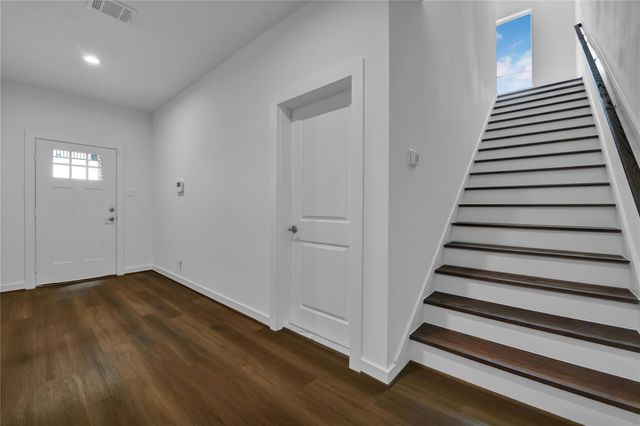 209 Edgewood Street A, Houston, TX 77011