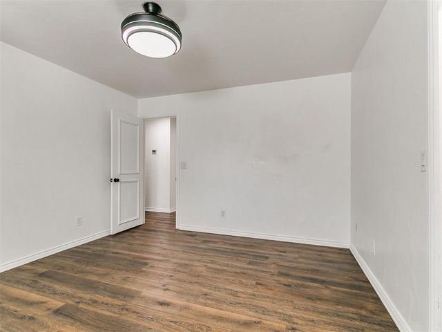 1601 Hazelhurst, Edmond, OK 73013