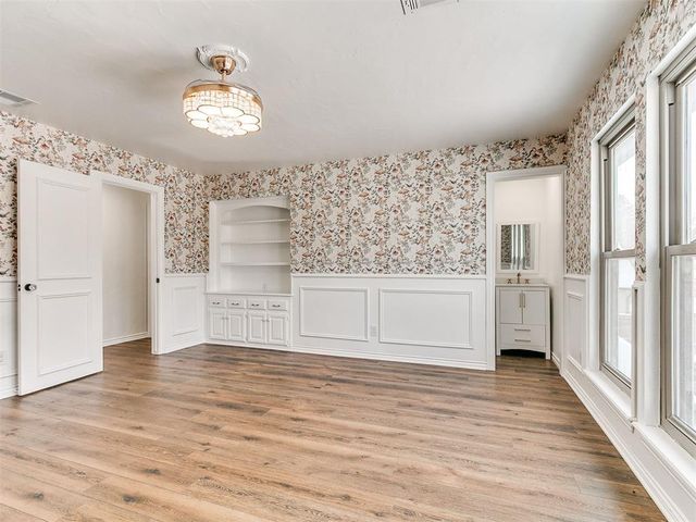 1601 Hazelhurst, Edmond, OK 73013