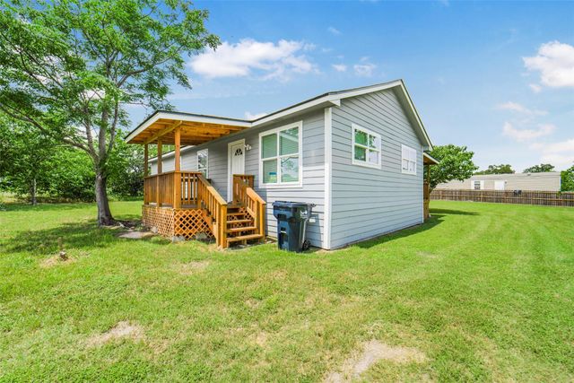 16057 Ave B, Somerville, TX 77879
