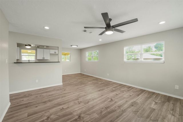 16057 Ave B, Somerville, TX 77879