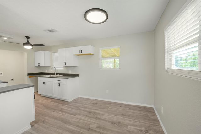 16057 Ave B, Somerville, TX 77879