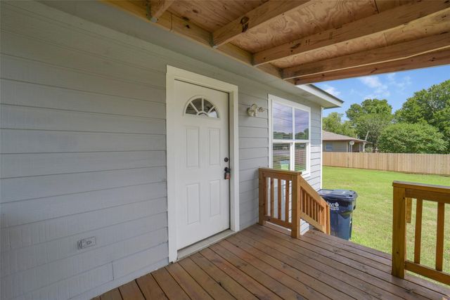 16057 Ave B, Somerville, TX 77879