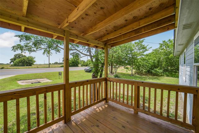 16057 Ave B, Somerville, TX 77879