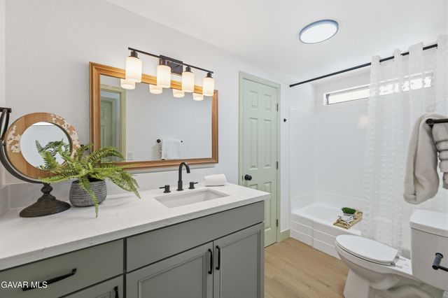 4444 E Avenue R 143, Palmdale, CA 93552