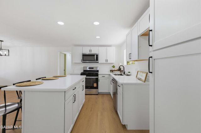 4444 E Avenue R 143, Palmdale, CA 93552