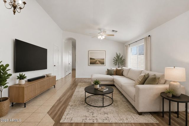 1976 N RENFORD Lane, Casa Grande, AZ 85122