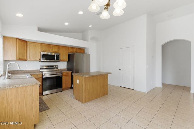 1976 N RENFORD Lane, Casa Grande, AZ 85122