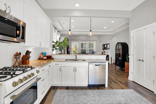 7625 Beekman Terrace, Zionsville, IN 46077