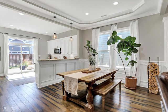 7625 Beekman Terrace, Zionsville, IN 46077