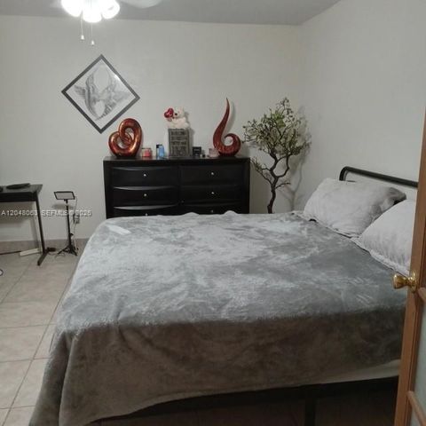 8301 SW 157th Avenue 206, Miami, FL 33193