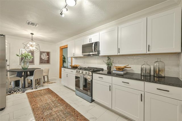 721 SW 49th Street, Oklahoma City, OK 73109