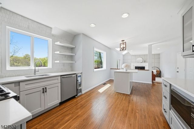 32 Bonnell Ln, Randolph Twp., NJ 07869