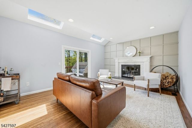 32 Bonnell Ln, Randolph Twp., NJ 07869