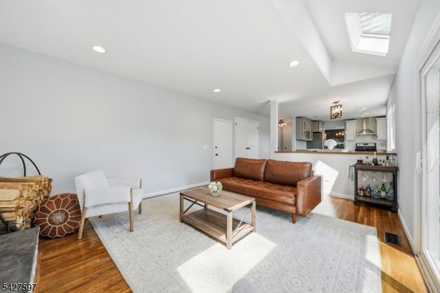 32 Bonnell Ln, Randolph Twp., NJ 07869