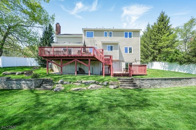 32 Bonnell Ln, Randolph Twp., NJ 07869