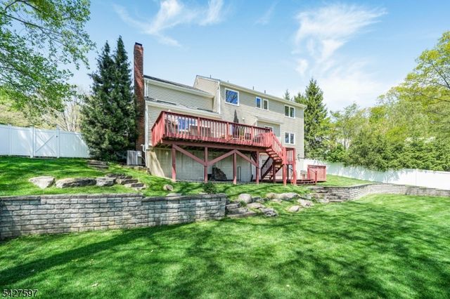 32 Bonnell Ln, Randolph Twp., NJ 07869