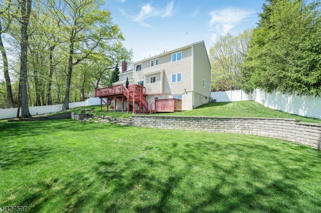 32 Bonnell Ln, Randolph Twp., NJ 07869