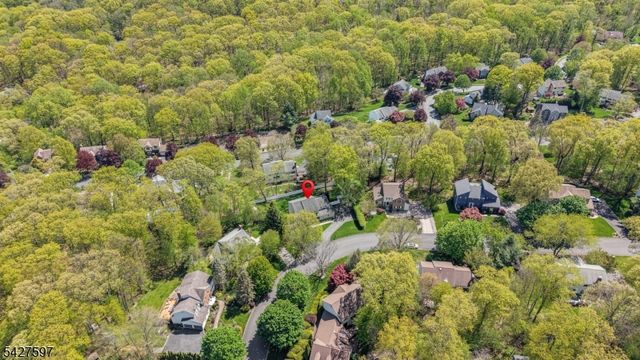 32 Bonnell Ln, Randolph Twp., NJ 07869