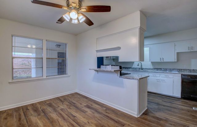 4600 Lynn Lane, Little Flock, AR 72118