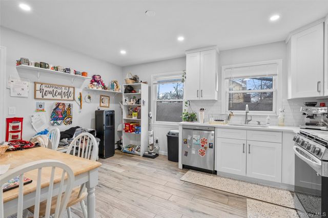 66 Harding Avenue, White Plains, NY 10606