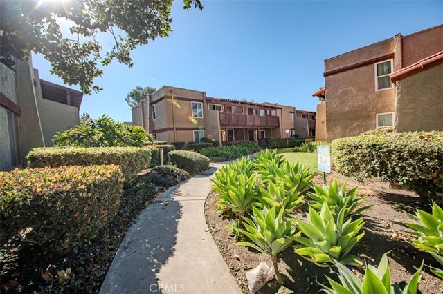 1030 W Macarthur 23, Santa Ana, CA 92707