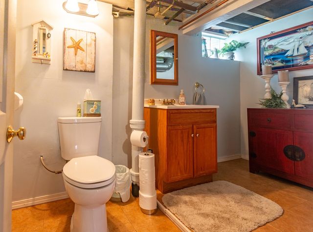 2440 Arlington Avenue, Davenport, IA 52803