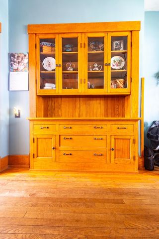 2440 Arlington Avenue, Davenport, IA 52803