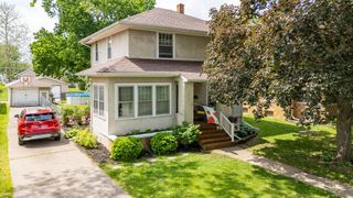 2440 Arlington Avenue, Davenport, IA 52803