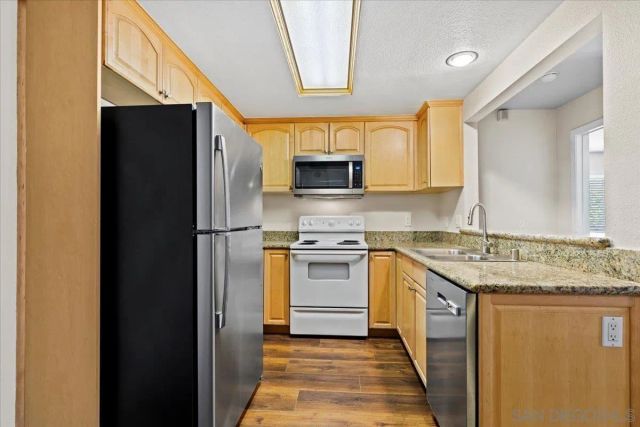 2950 Broadway 16, San Diego, CA 92102