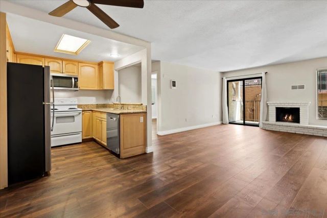 2950 Broadway 16, San Diego, CA 92102