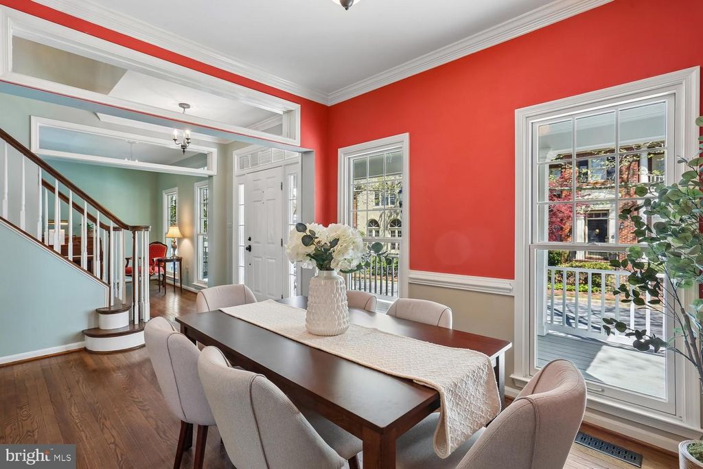 Image 21 of property listing at 306 BECKWITH ST, Gaithersburg, MD 20878