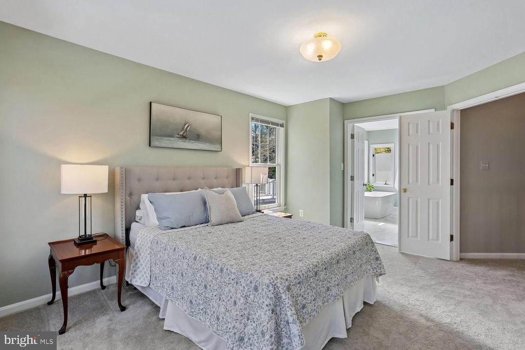 Image 28 of property listing at 306 BECKWITH ST, Gaithersburg, MD 20878