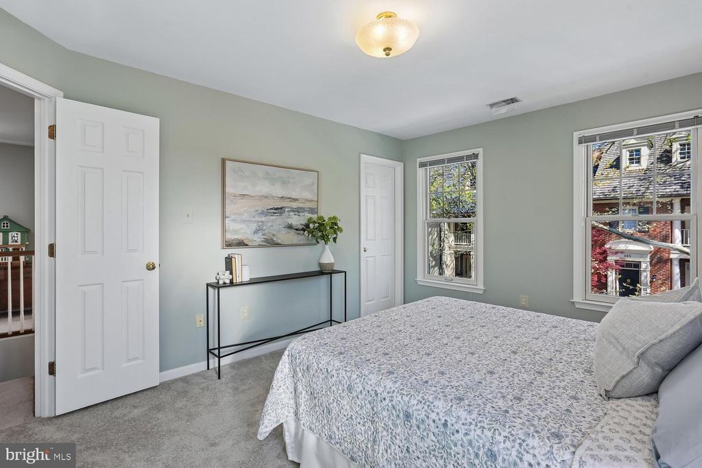 Image 29 of property listing at 306 BECKWITH ST, Gaithersburg, MD 20878