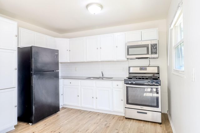 1407 E 51st Place, Gary, IN 46409
