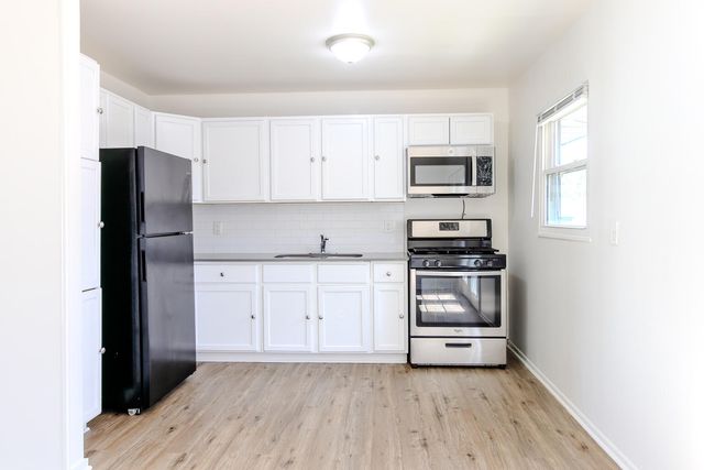 1407 E 51st Place, Gary, IN 46409