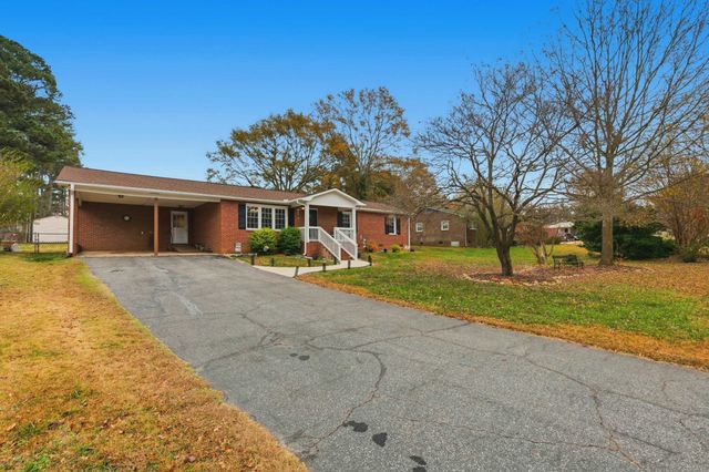 118 Cypress Drive, Inman, SC 29349