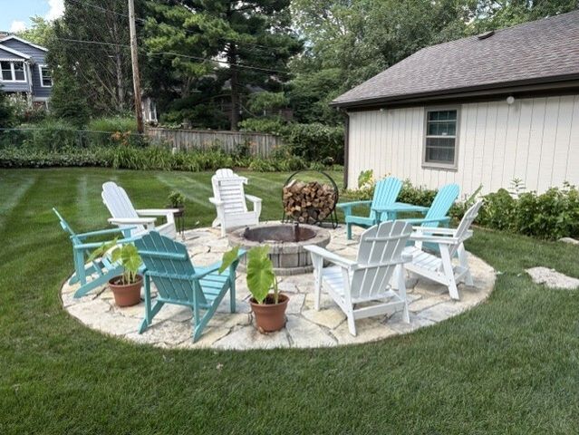 184 Spring Avenue, Glen Ellyn, IL 60137