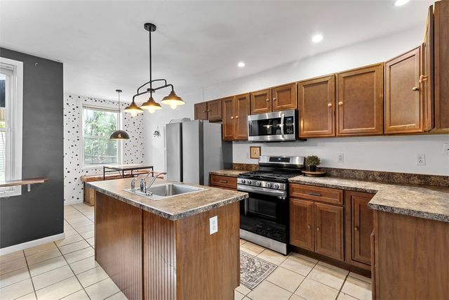 404 Jillson Avenue, Brookline, PA 15226