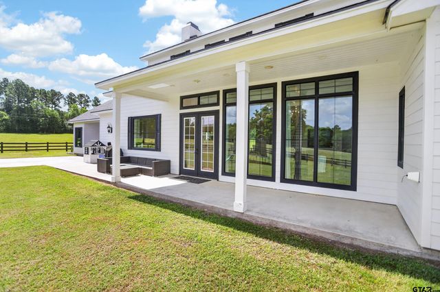 3168 FM 2076, Crockett, TX 75835