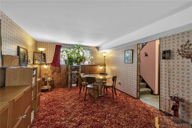 19 Sunset Court, Amherst, NY 14228